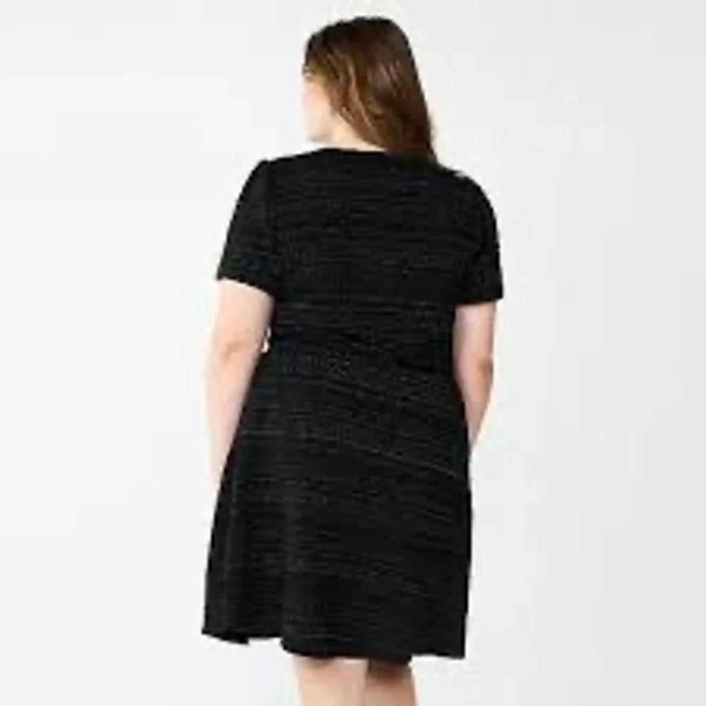 Draper James RSVP‎ Black Fit & Flare Dress L Metallic Short Sleeve Stretch - Picture 2 of 9